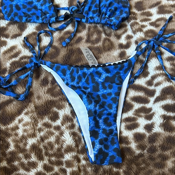 Vibrant Blue Animal Print Bikini - Picture 3 of 7